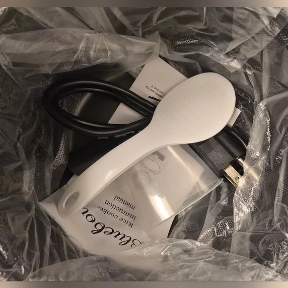 Bluebow Digital Rice Cooker, 6-Cup/2QT Small Rice Maker, 10 Presets, 24-Hr Timer - Picture 9 of 13